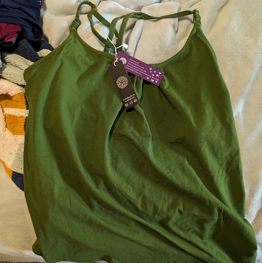 Kindred Braverly green nursing tank top XXL